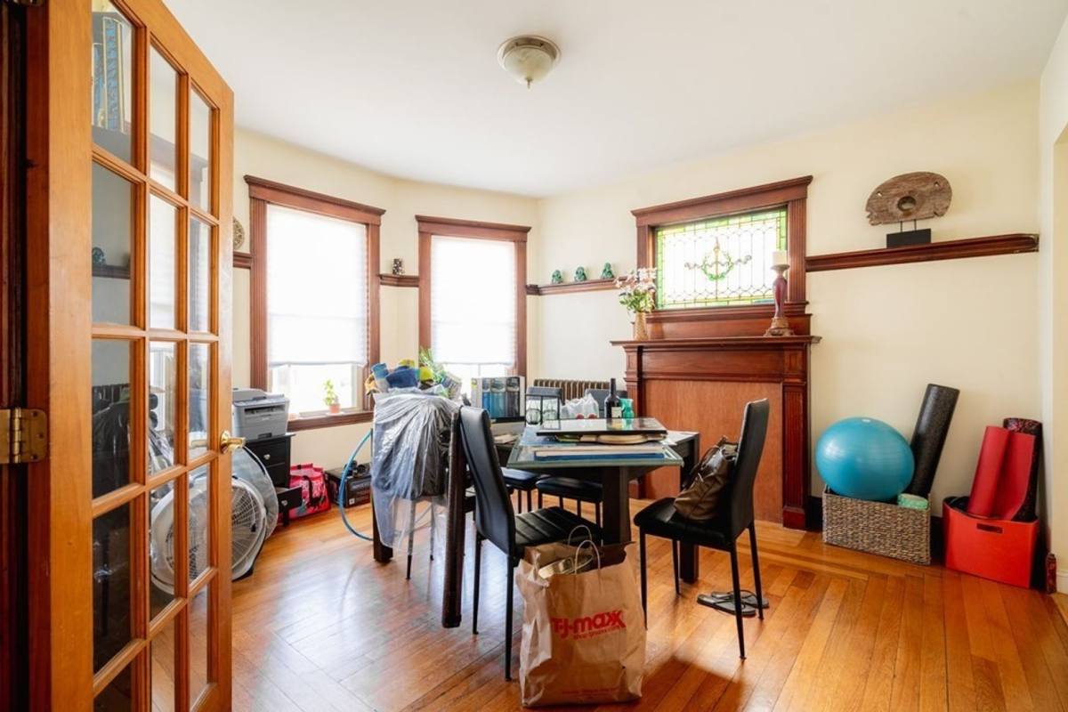 Apartment for rent at 31-33 Mapleton St, Brighton, MA 02135