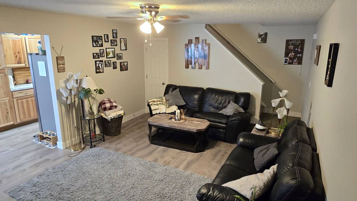 Townhouse for rent at 1610 E 17th St, Loveland, CO 80538
