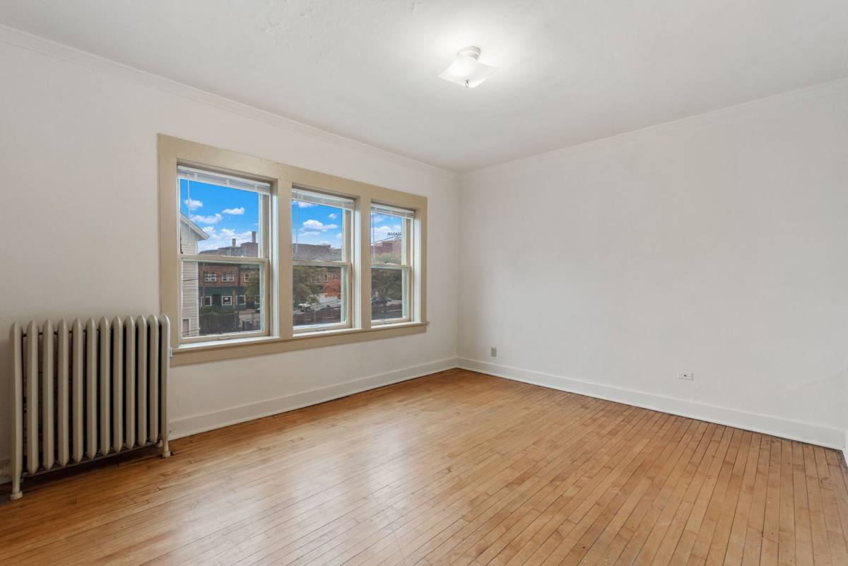 Apartment for rent at 819-21 N 21st, Milwaukee, WI 53233