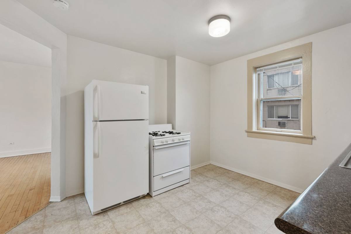 Apartment for rent at 819-21 N 21st, Milwaukee, WI 53233
