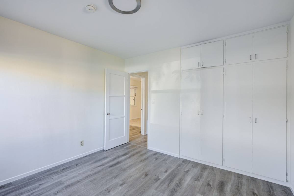 Apartment for rent at 5700 Corbett St, Los Angeles, CA 90016