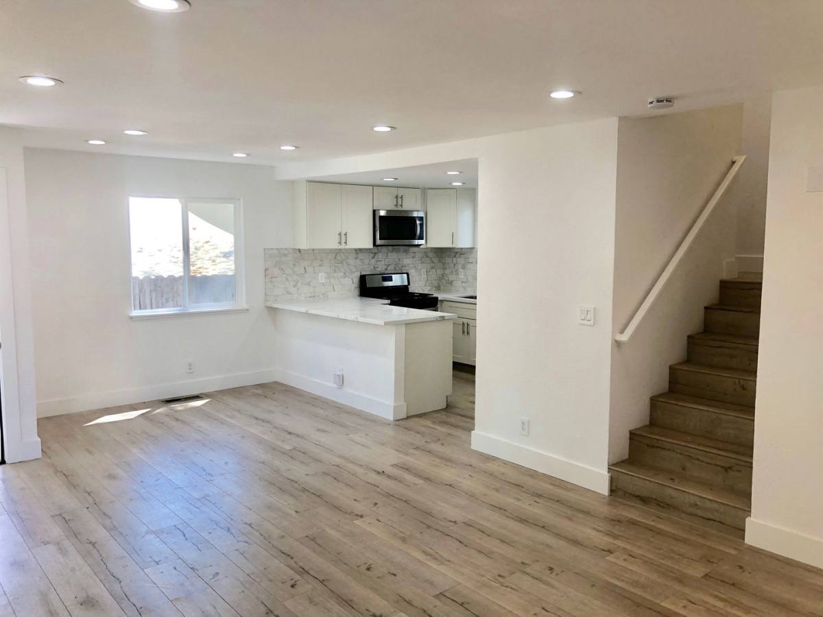 Townhouse for rent at 8697 Franklin St, Windsor, CA 95492