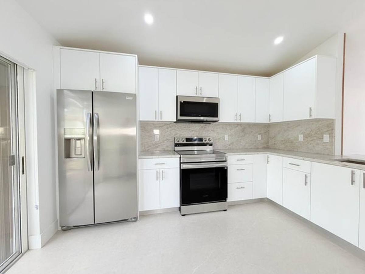 House for rent at 20841 NW 1st St, Hollywood, FL 33029