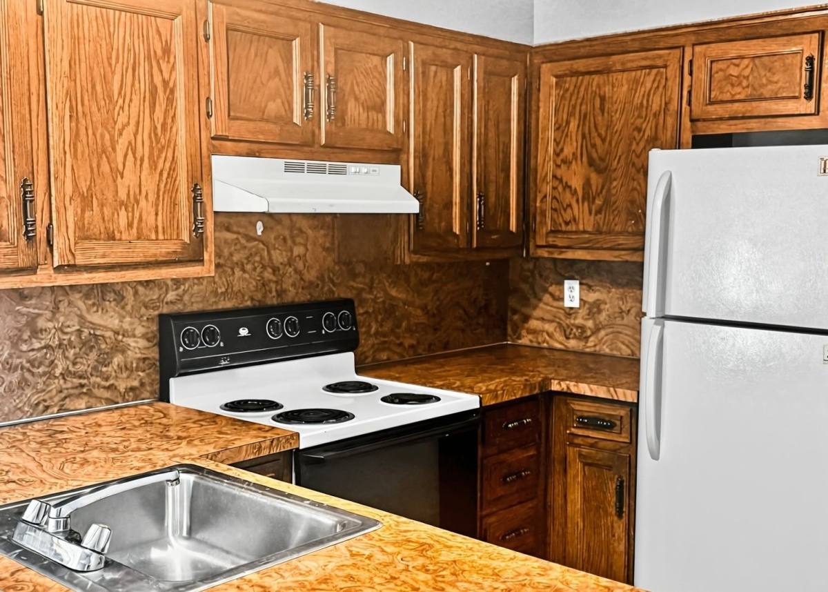 Apartment for rent at 8630 Lane Ave, Kansas City, MO 64138
