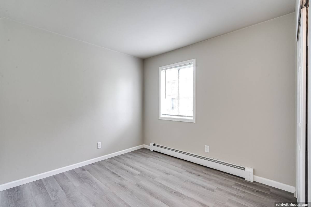 Apartment for rent at 2031 Vine St, Green Bay, WI 54302