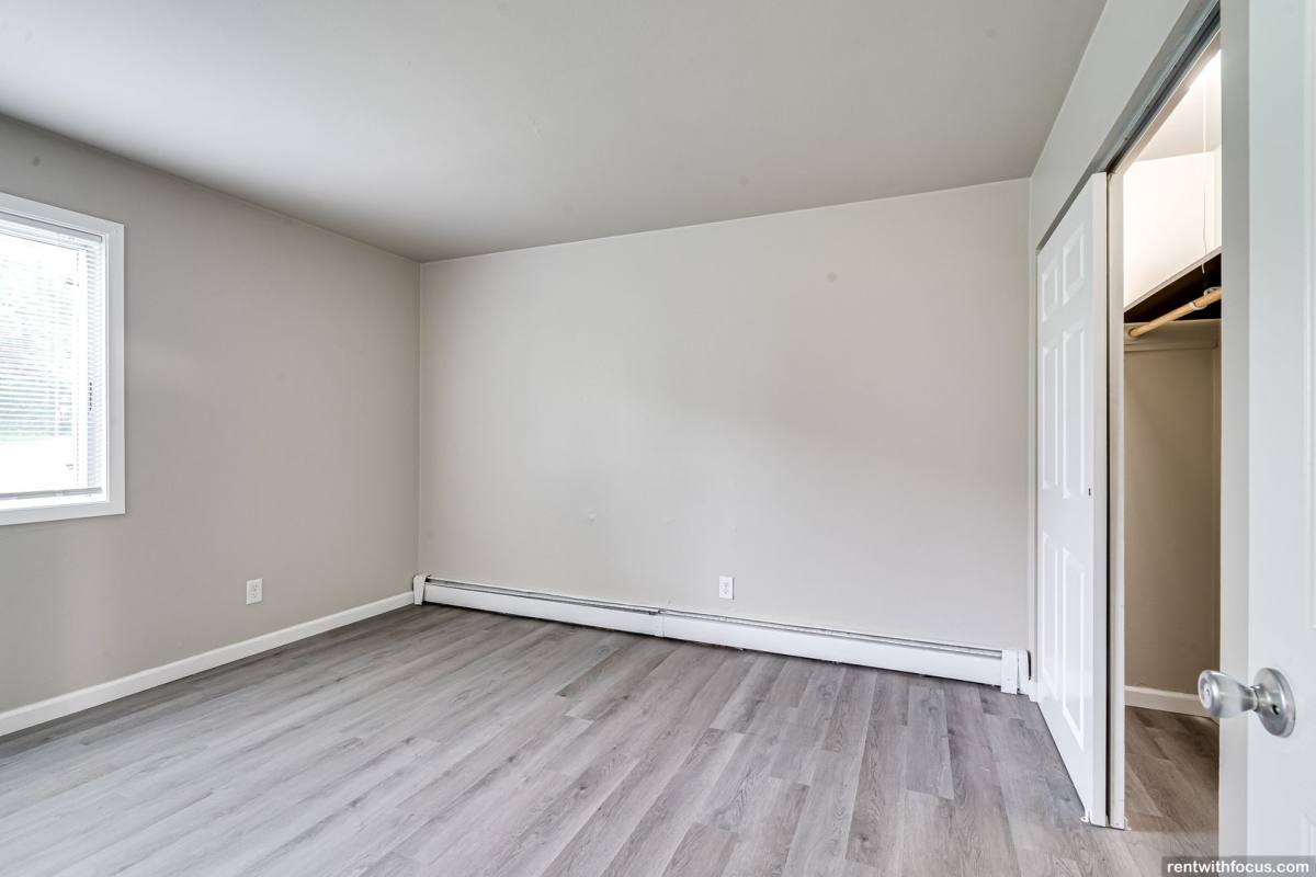 Apartment for rent at 2031 Vine St, Green Bay, WI 54302