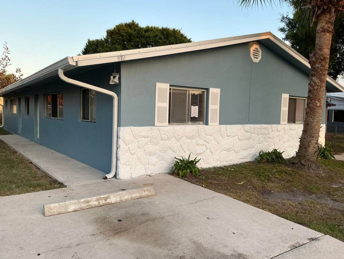 House for rent at 812 N 24th St, Fort Pierce, FL 34950