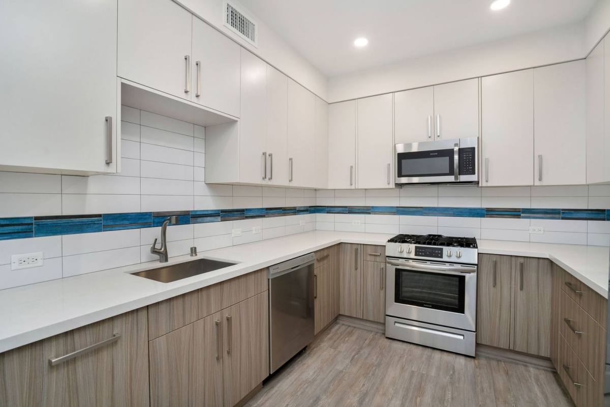 Apartment for rent at 5550 Bonner Ave, North Hollywood, CA 91601