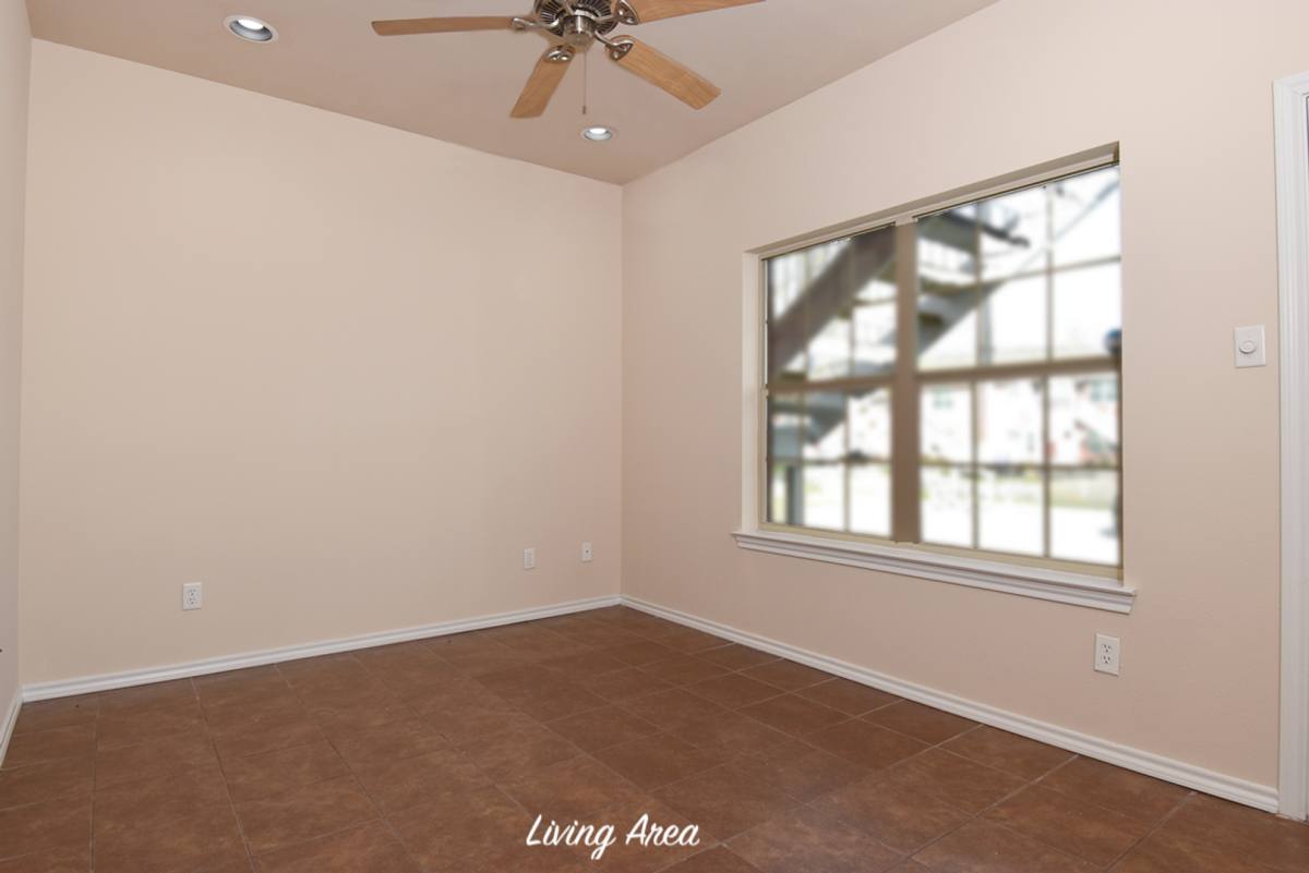 Apartment for rent at 2411 Bryan St, Commerce, TX 75428
