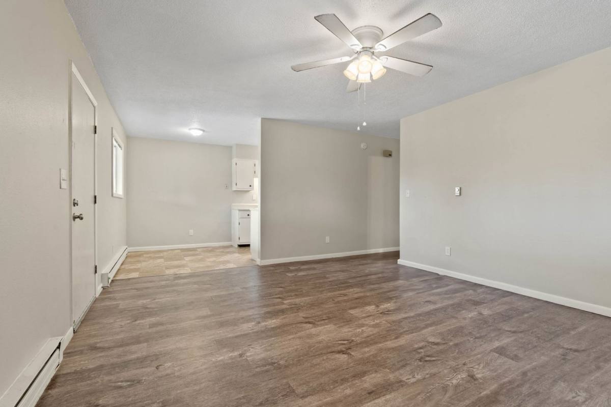 Apartment for rent at 212 Washington St, Keokuk, IA 52632
