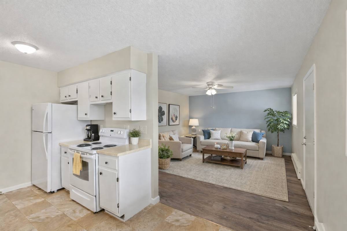 Apartment for rent at 212 Washington St, Keokuk, IA 52632