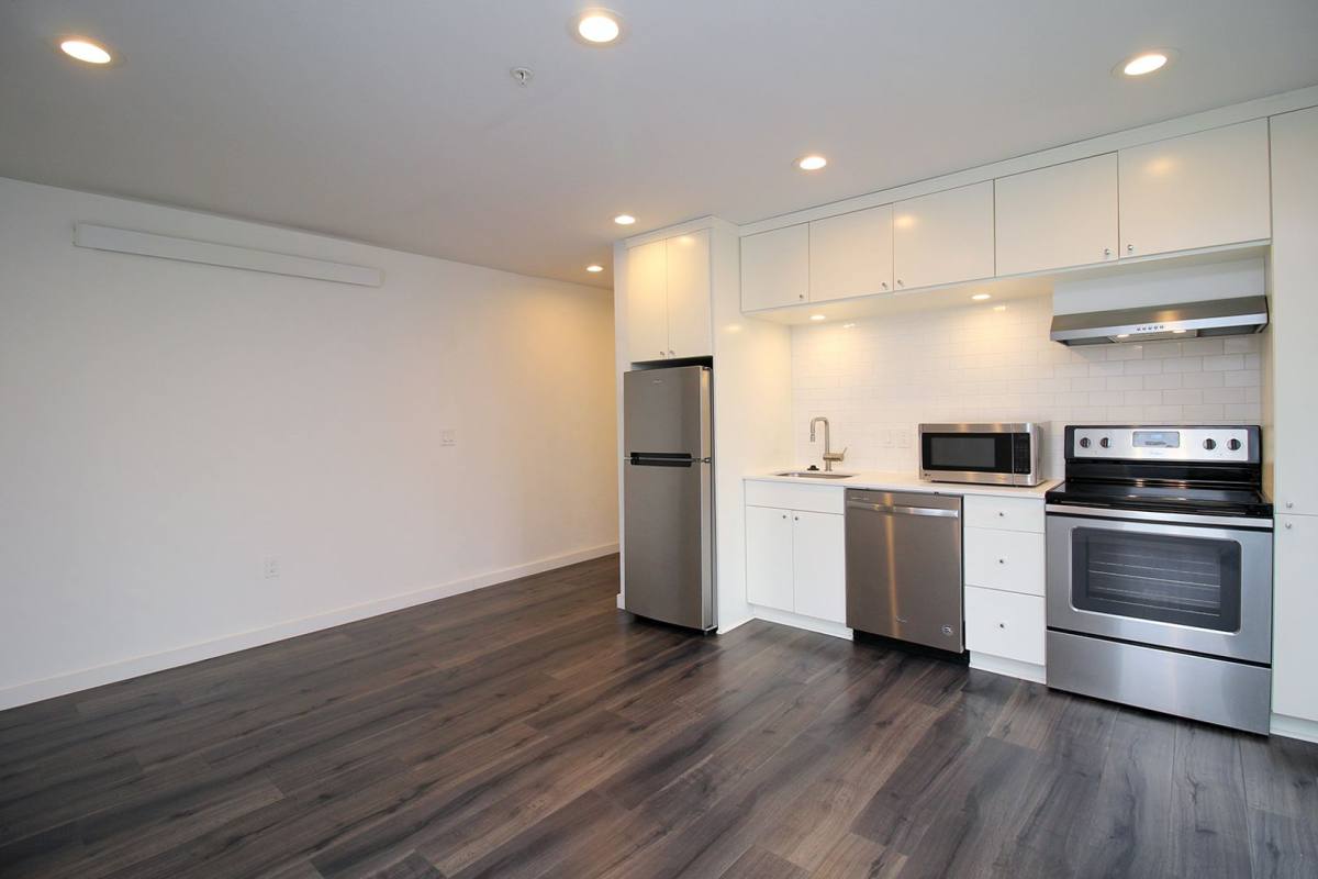 Condo for rent at 1480 N Jarrett St, Portland, OR 97217