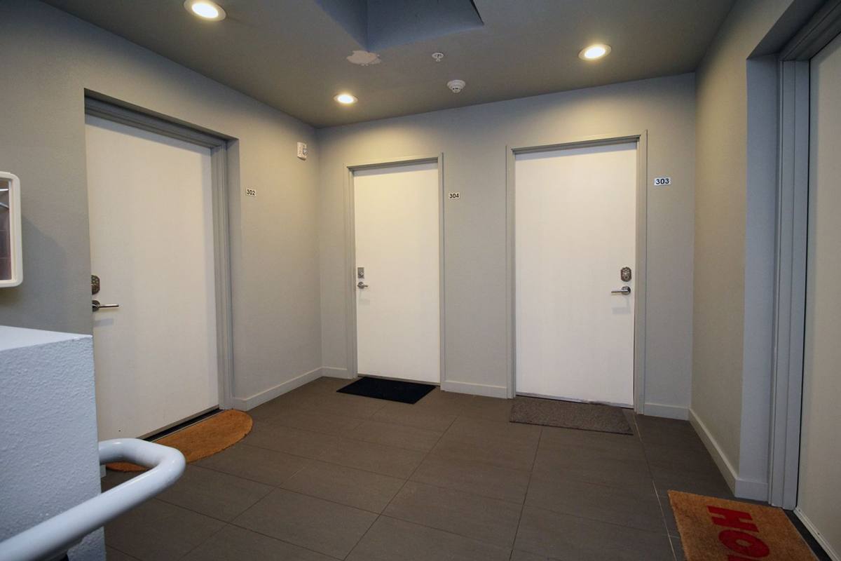 Condo for rent at 1480 N Jarrett St, Portland, OR 97217