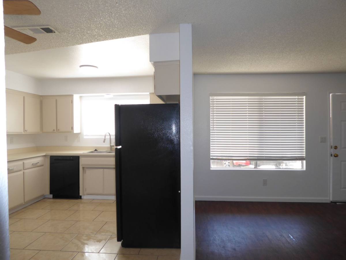Apartment for rent at 824 Capehart Court, Ridgecrest, CA 93555