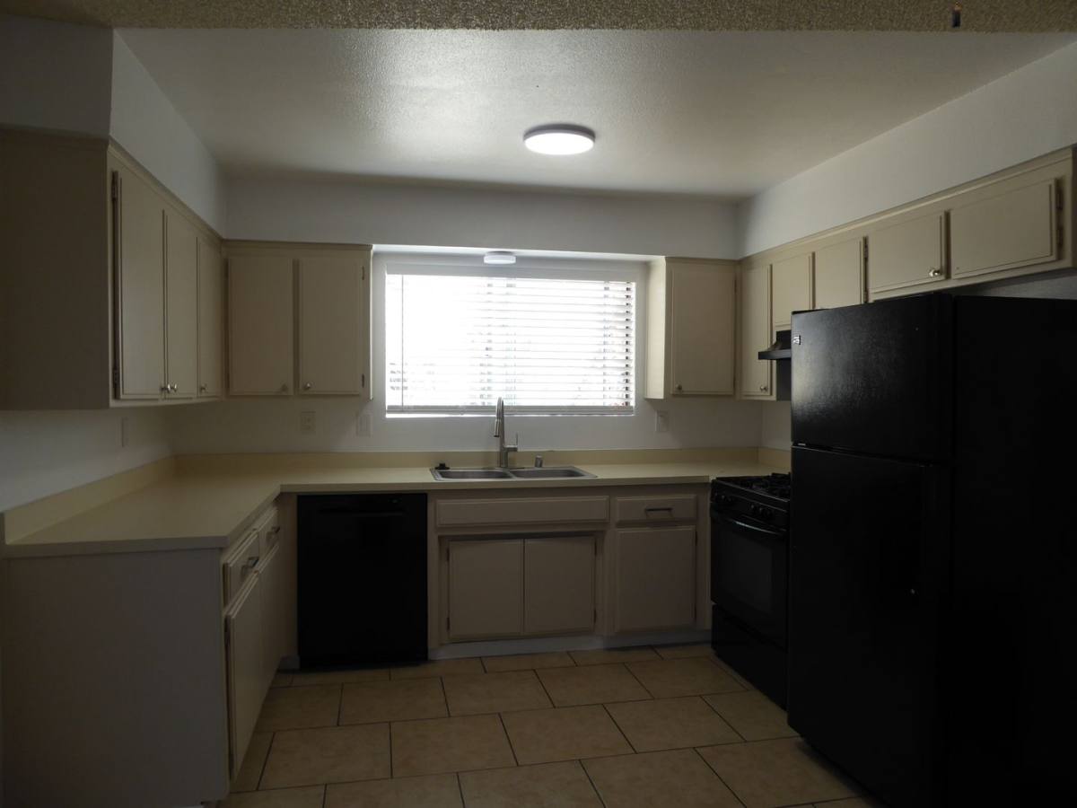 Apartment for rent at 824 Capehart Court, Ridgecrest, CA 93555