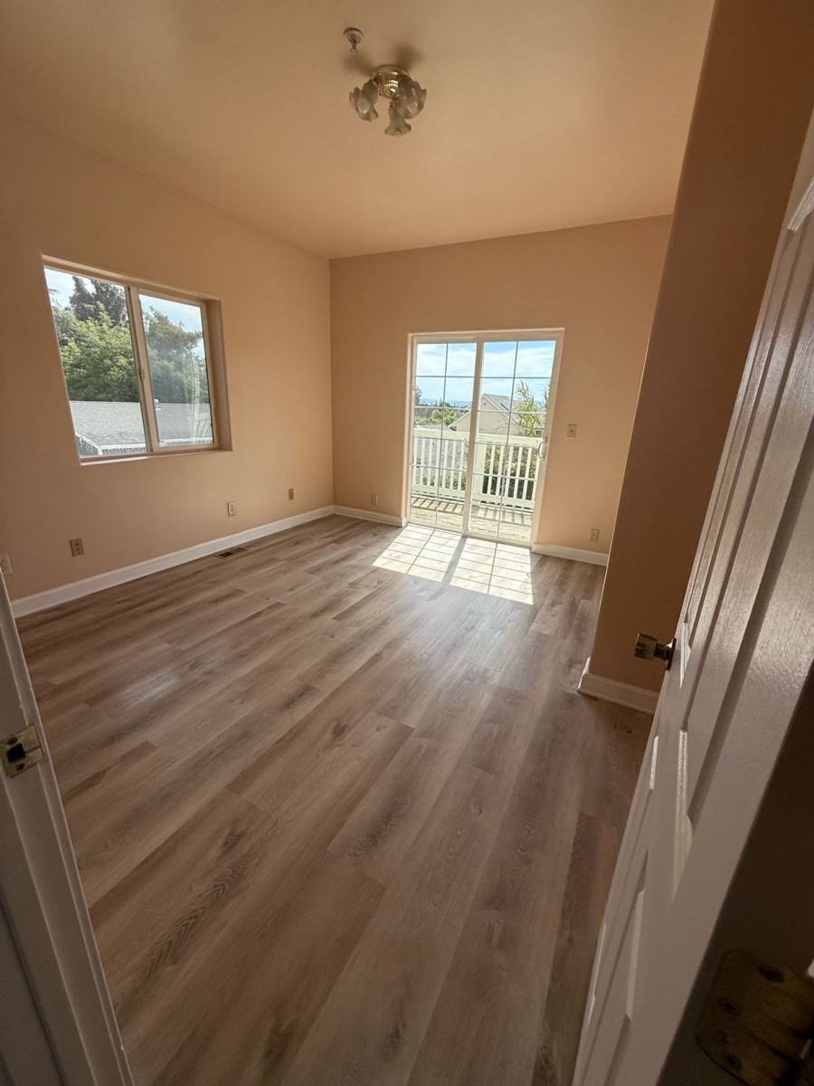 Apartment for rent at 8027 Ney Ave, Oakland, CA 94605
