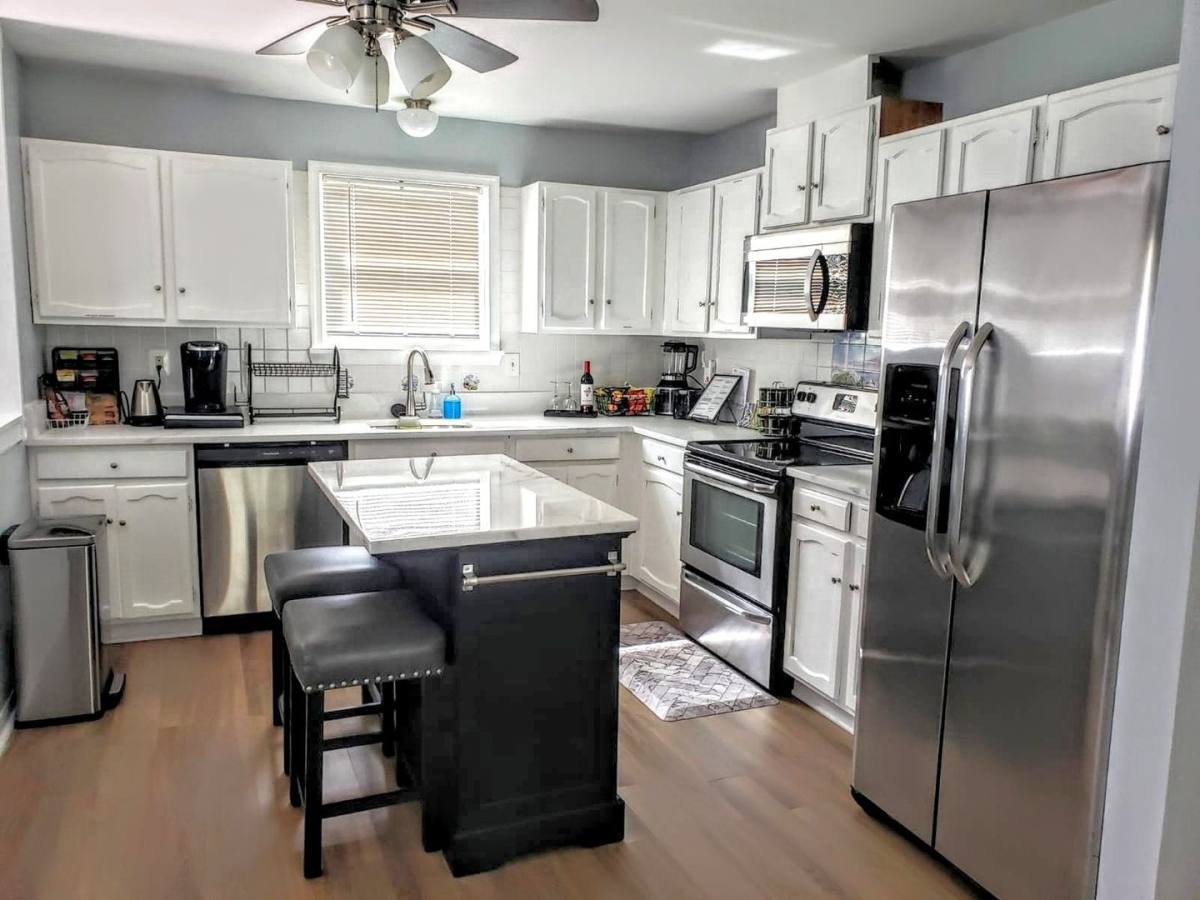 House for rent at 202 Glen Rd, Pasadena, MD 21122