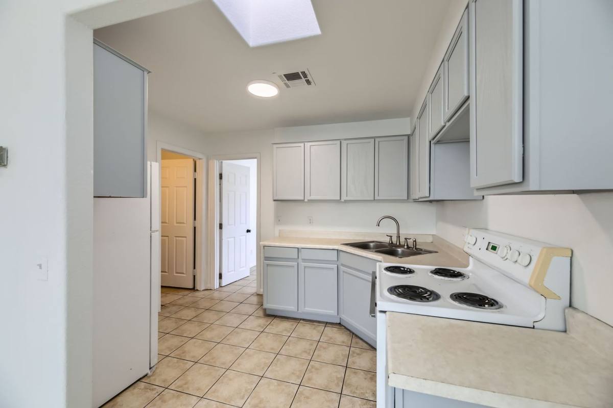 Apartment for rent at 2133 Ellis St, North Las Vegas, NV 89030