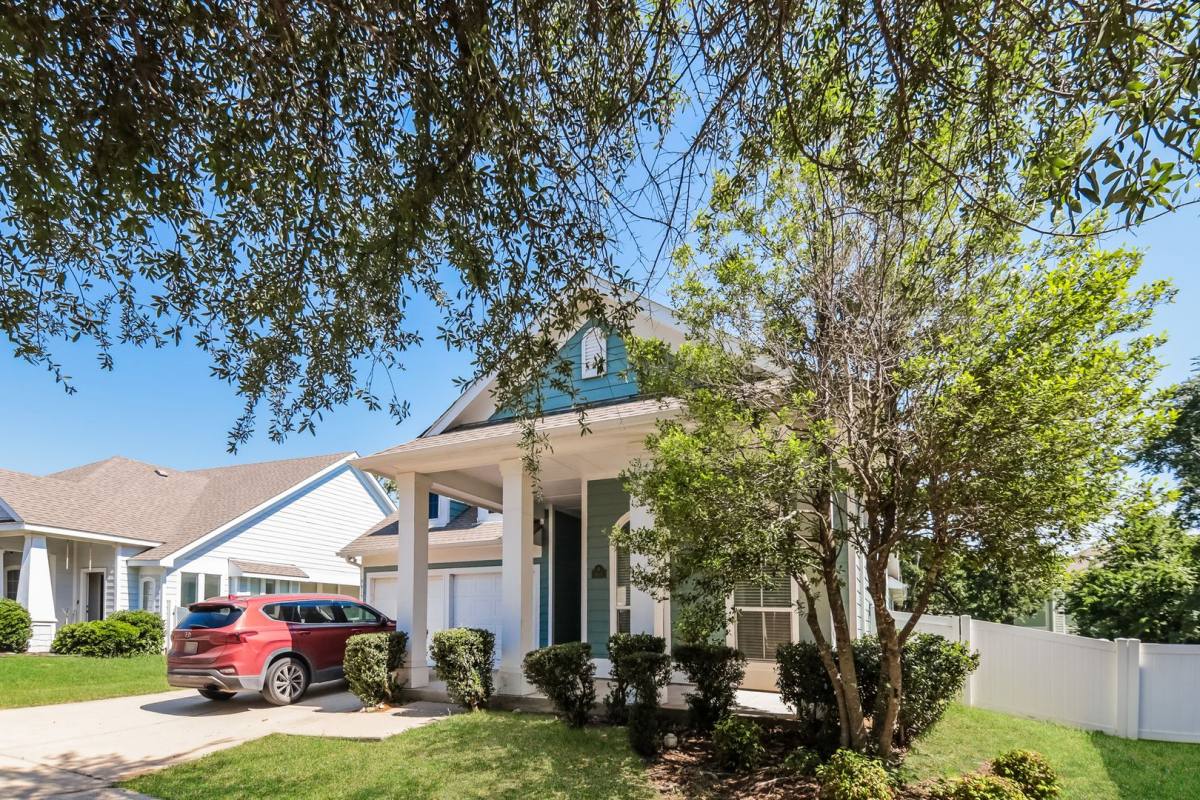House for rent at 9915 Wethers Field Circle, Aubrey, TX 76227