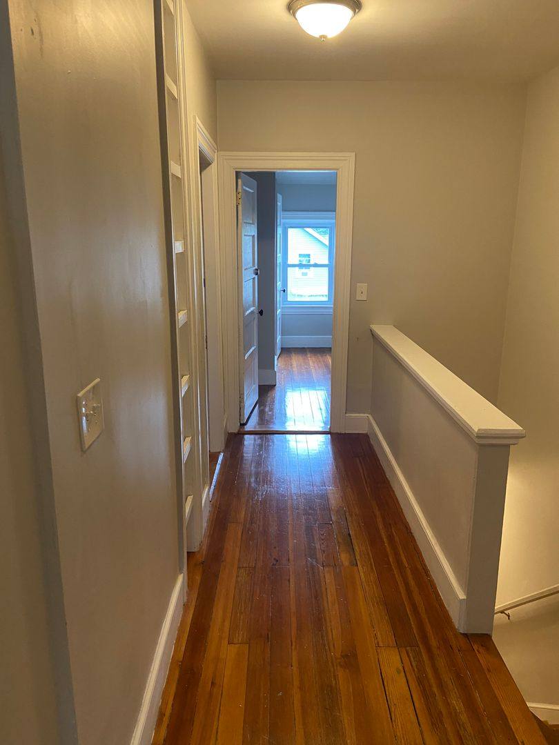 Apartment for rent at 94 Oakland Ave, Providence, RI 02908