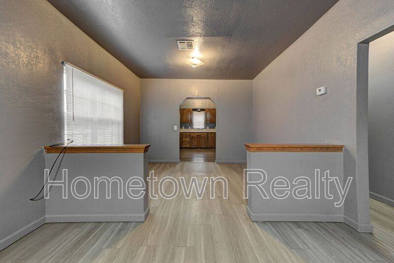 House for rent at 321 SE 25th St, Oklahoma City, OK 73129