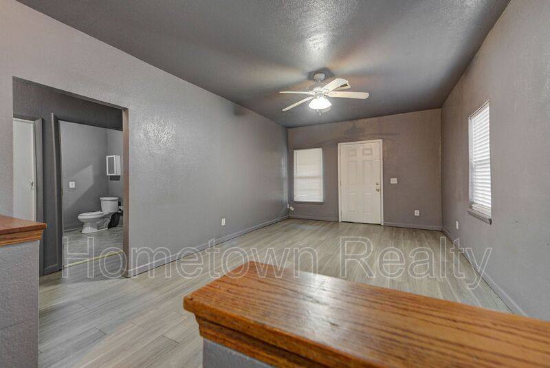 House for rent at 321 SE 25th St, Oklahoma City, OK 73129