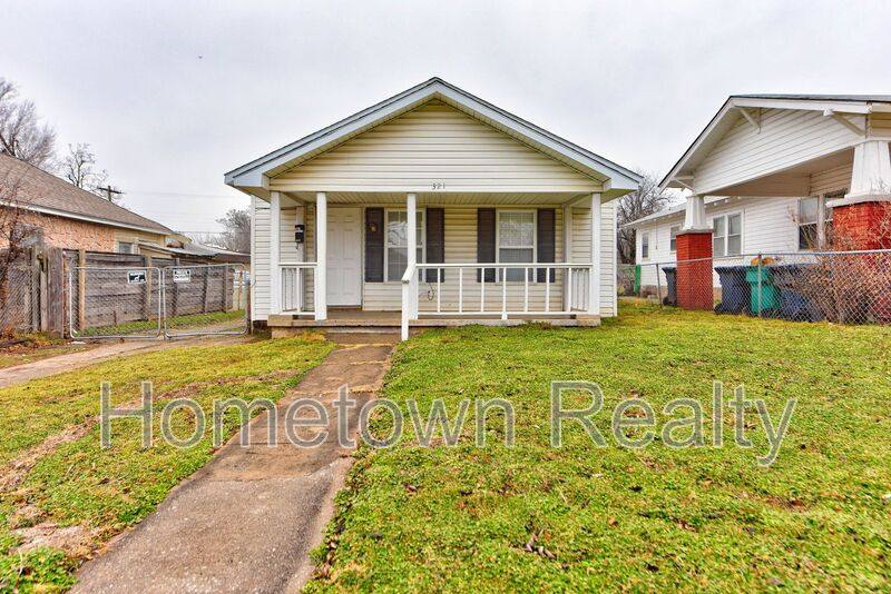 House for rent at 321 SE 25th St, Oklahoma City, OK 73129