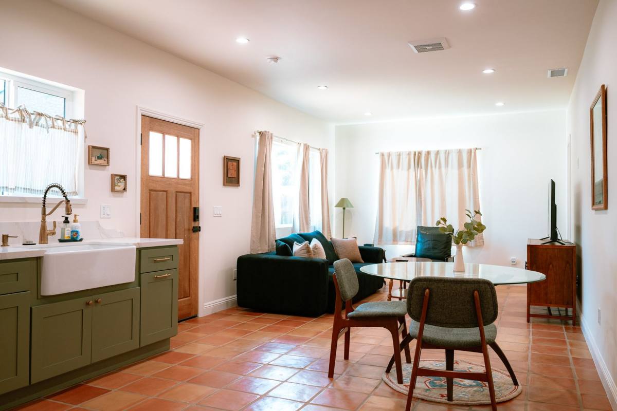 House for rent at 613 W Olive Ave, Monrovia, CA 91016
