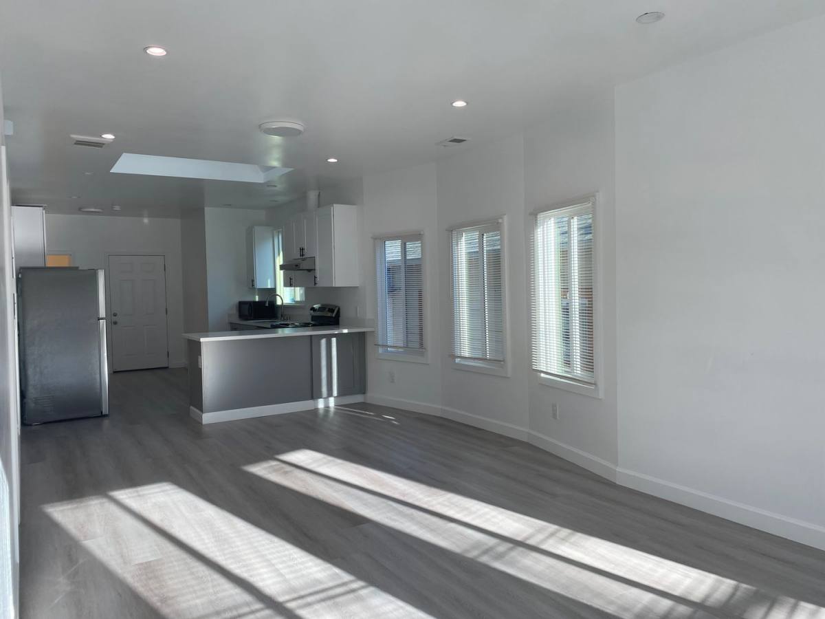 House for rent at 1711 Bridge Ave Lo, Oakland, CA 94601