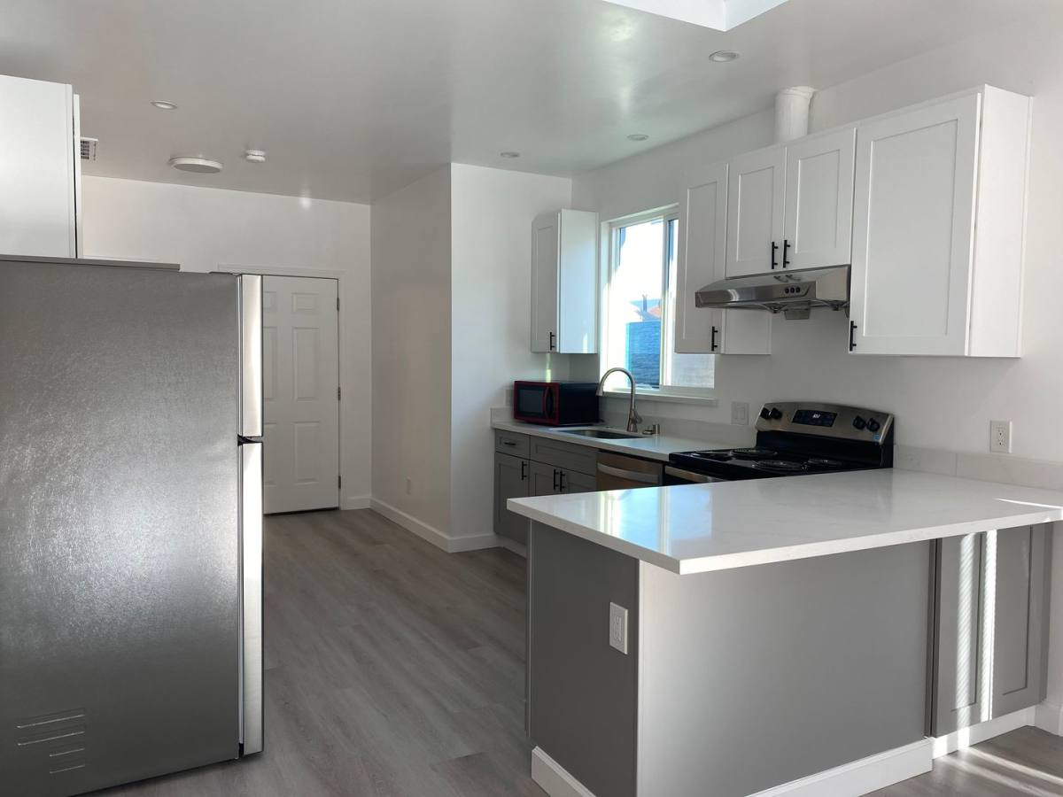 House for rent at 1711 Bridge Ave Lo, Oakland, CA 94601