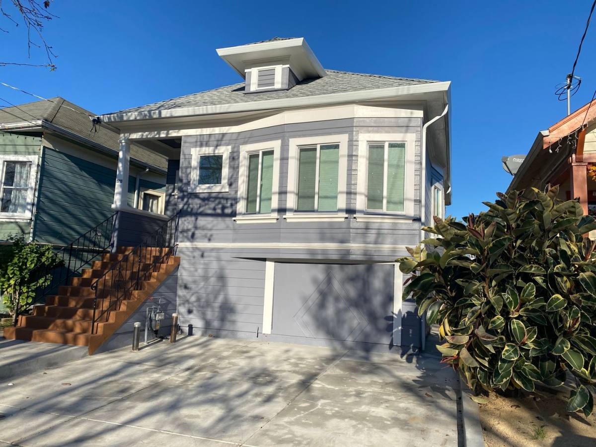 House for rent at 1711 Bridge Ave Lo, Oakland, CA 94601