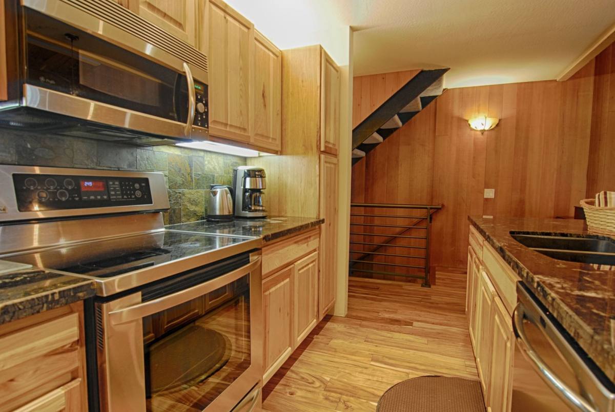 Townhouse for rent at 1001 Commonwealth Dr, Kings Beach, CA 96143