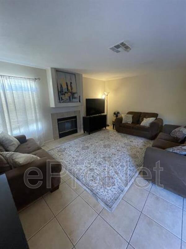 Condo for rent at 2760 Stargate St #1, Las Vegas, NV 89108