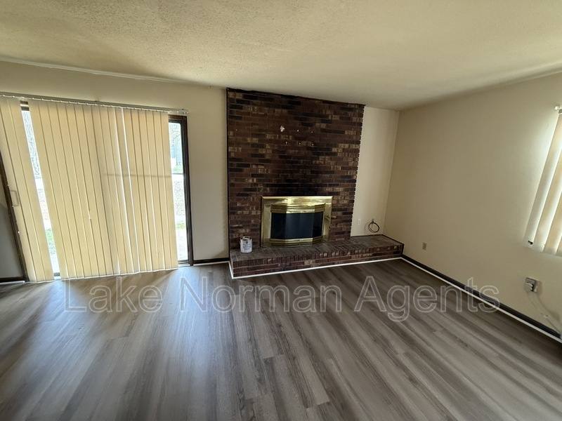 Apartment for rent at 810 10th St Blvd NW #3, Hickory, NC 28601