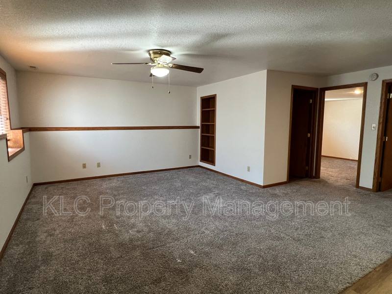 Apartment for rent at 523 S 11th St #1, Adel, IA 50003