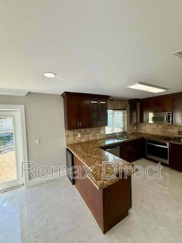House for rent at 5120 El Claro S, West Palm Beach, FL 33415