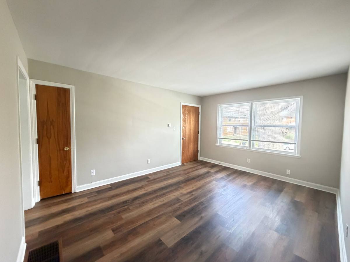 Apartment for rent at 2912 Moran Place, Louisville, KY 40206