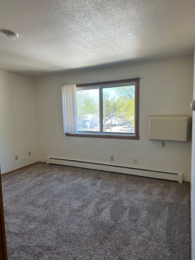 Apartment for rent at 1334 9th Ave N, Fargo, ND 58102