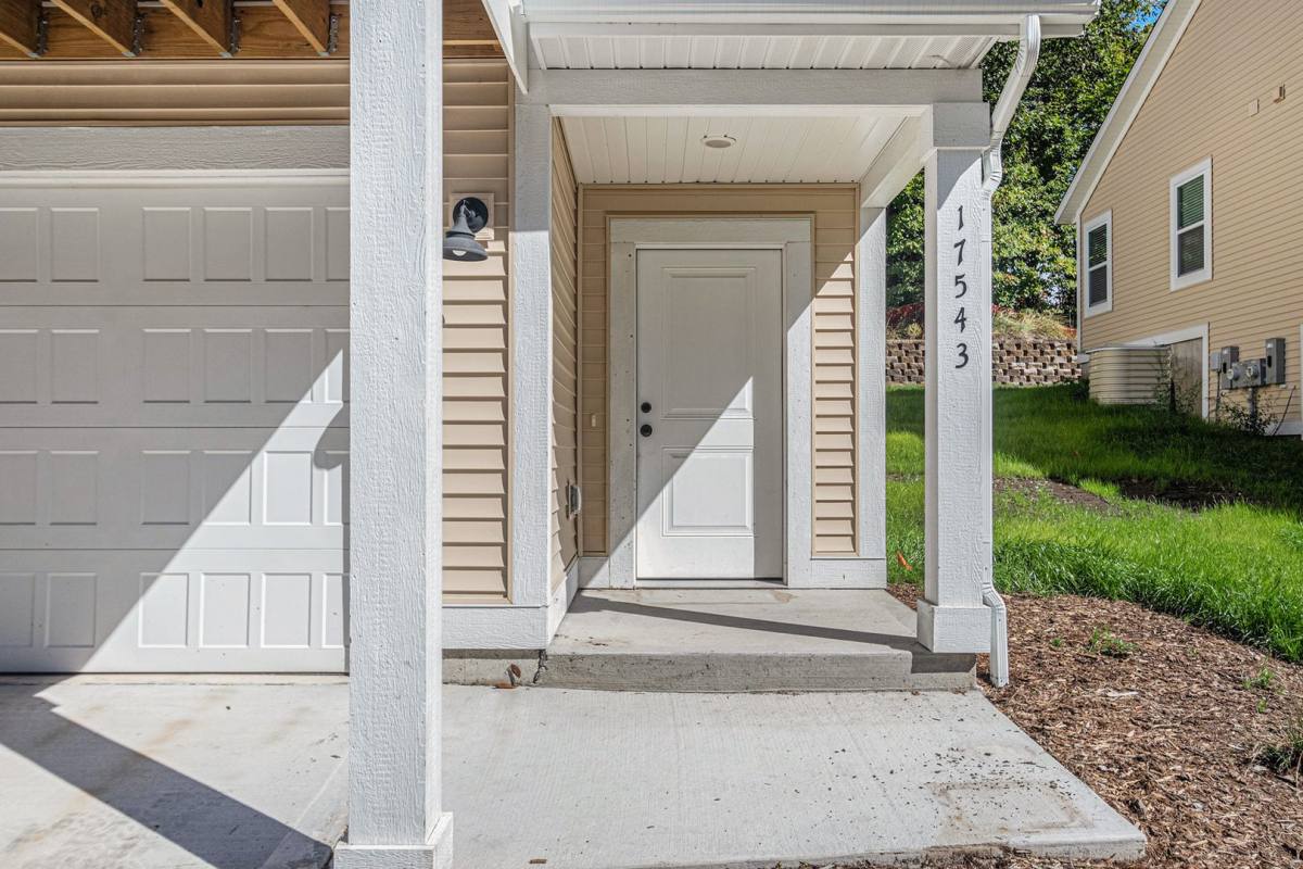 House for rent at 17543 Beechwood Lane, Spring Lake, MI 49456