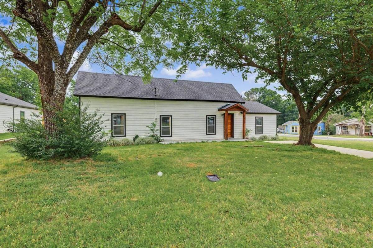 House for rent at 1320 S 7th Ave, Denison, TX 75021