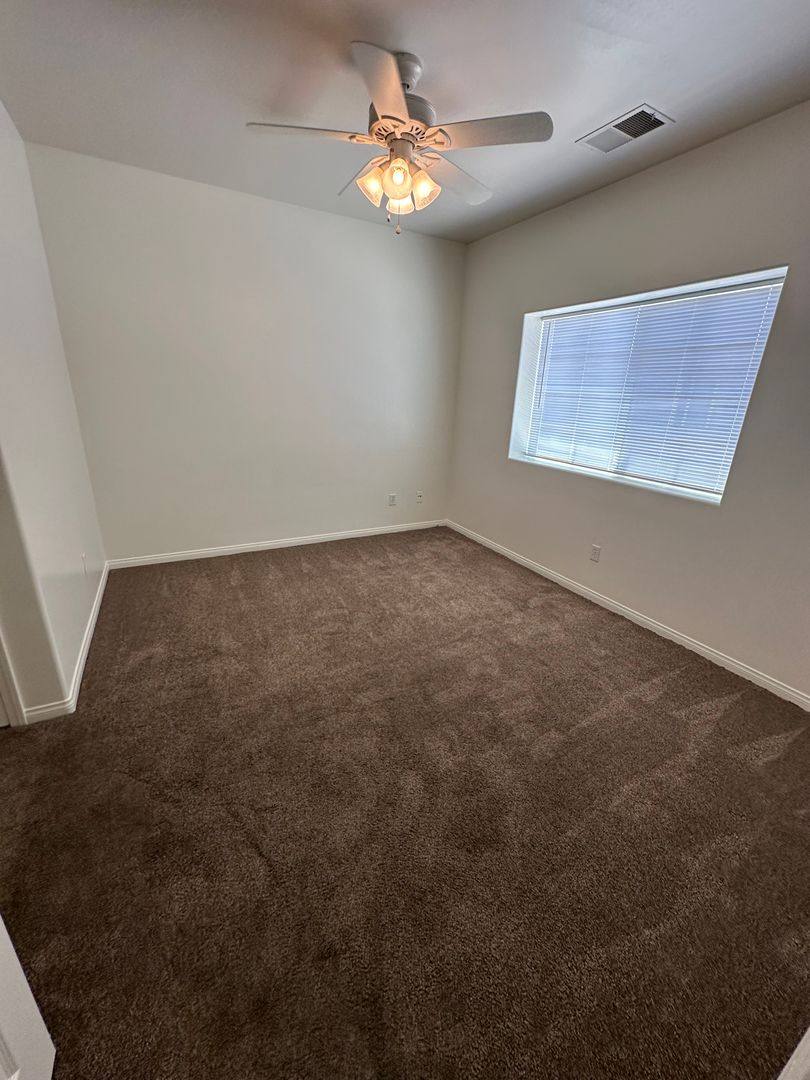 Apartment for rent at 516 Yellow Meadow Court, Bakersfield, CA 93308