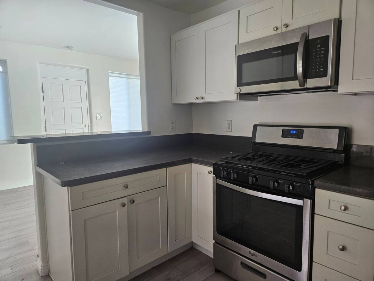 Apartment for rent at 3539-3541 6th Ave, San Diego, CA 92103