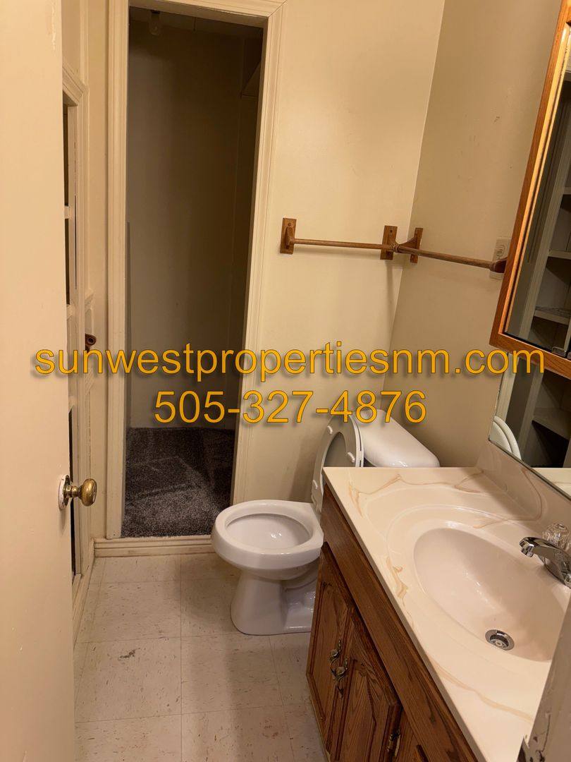 Apartment for rent at 814 Murray Dr, Farmington, NM 87401