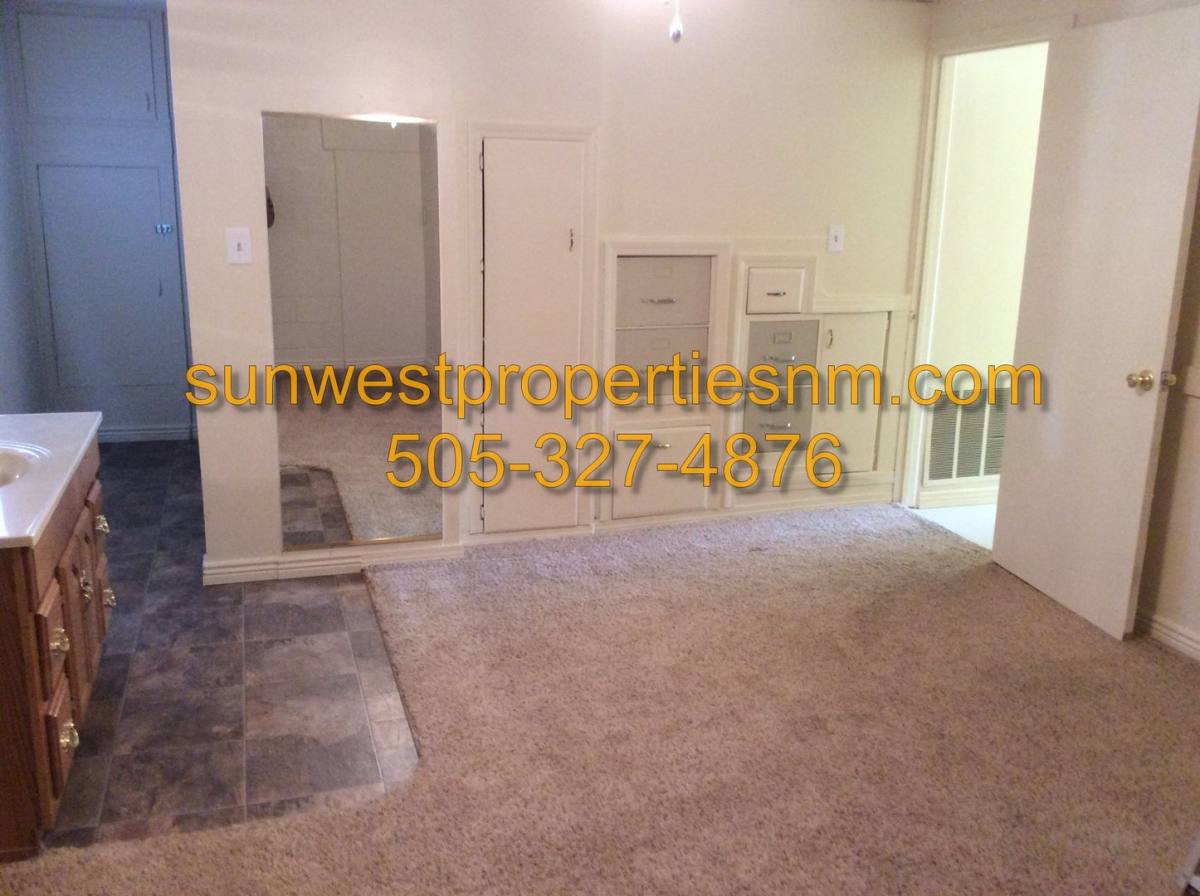 Apartment for rent at 814 Murray Dr, Farmington, NM 87401
