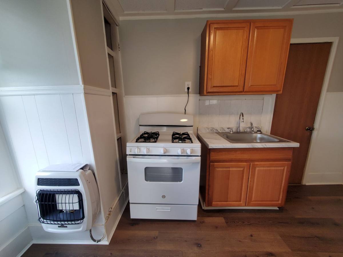 Apartment for rent at 30-32 N Miami Ave, Dayton, OH 45449