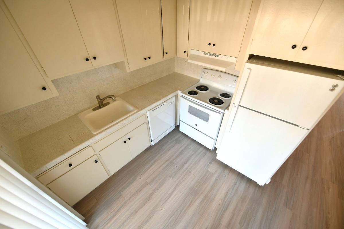 Apartment for rent at 135 Sharene Lane, Walnut Creek, CA 94596