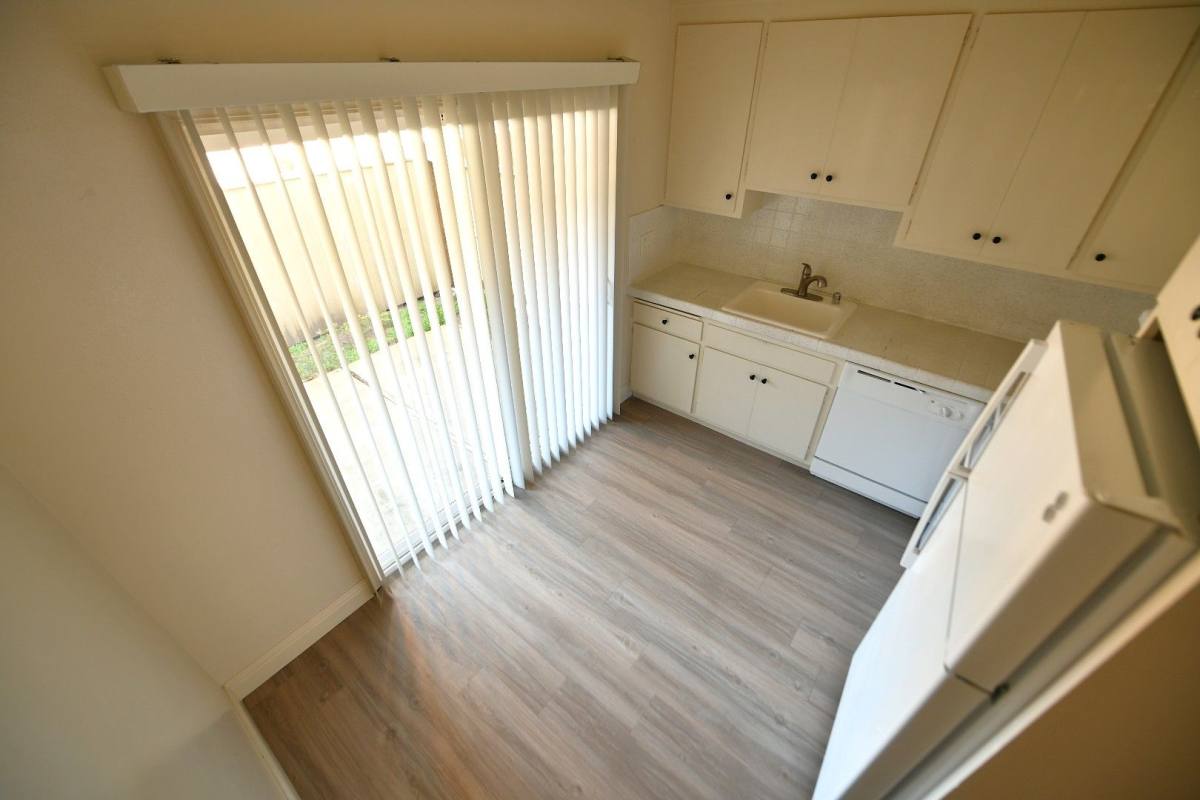 Apartment for rent at 135 Sharene Lane, Walnut Creek, CA 94596