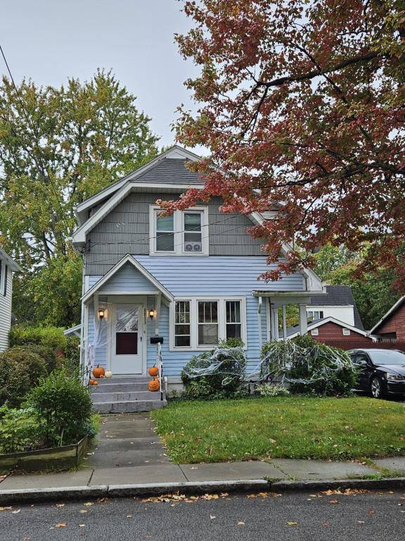 House for rent at 8833 Pear Ave, Niagara Falls, NY 14304