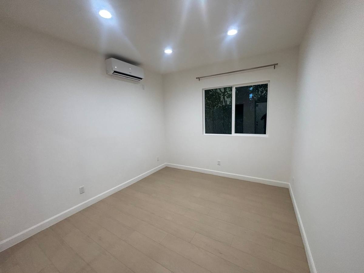 House for rent at 10941 Amestoy Ave, Granada Hills, CA 91344