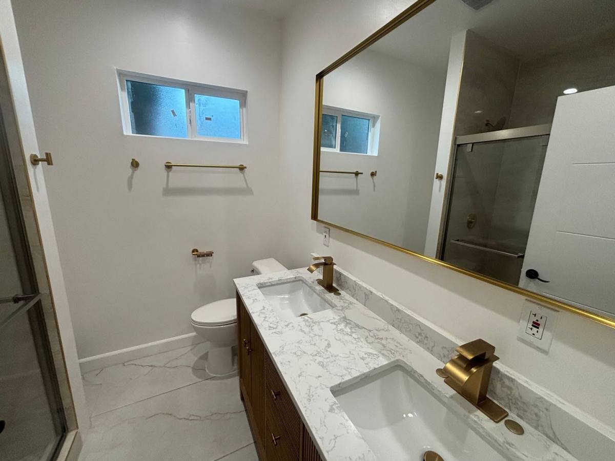 House for rent at 10941 Amestoy Ave, Granada Hills, CA 91344